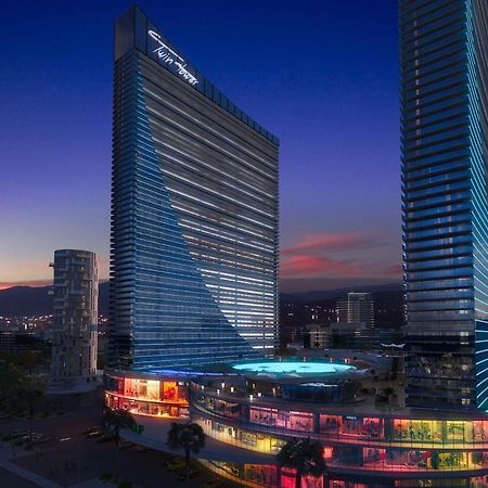 Panorama Aparthotel Orbi City Батуми Екстериор снимка
