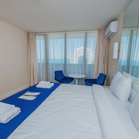 Panorama Aparthotel Orbi City Батуми Екстериор снимка