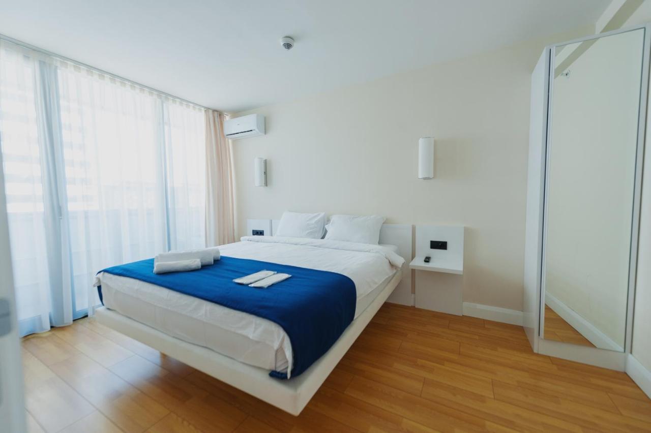 Panorama Aparthotel Orbi City Батуми Екстериор снимка