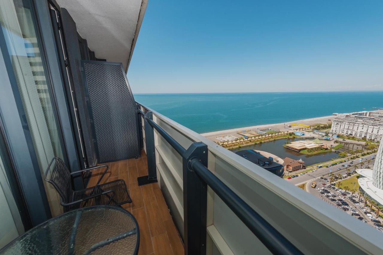Panorama Aparthotel Orbi City Батуми Екстериор снимка