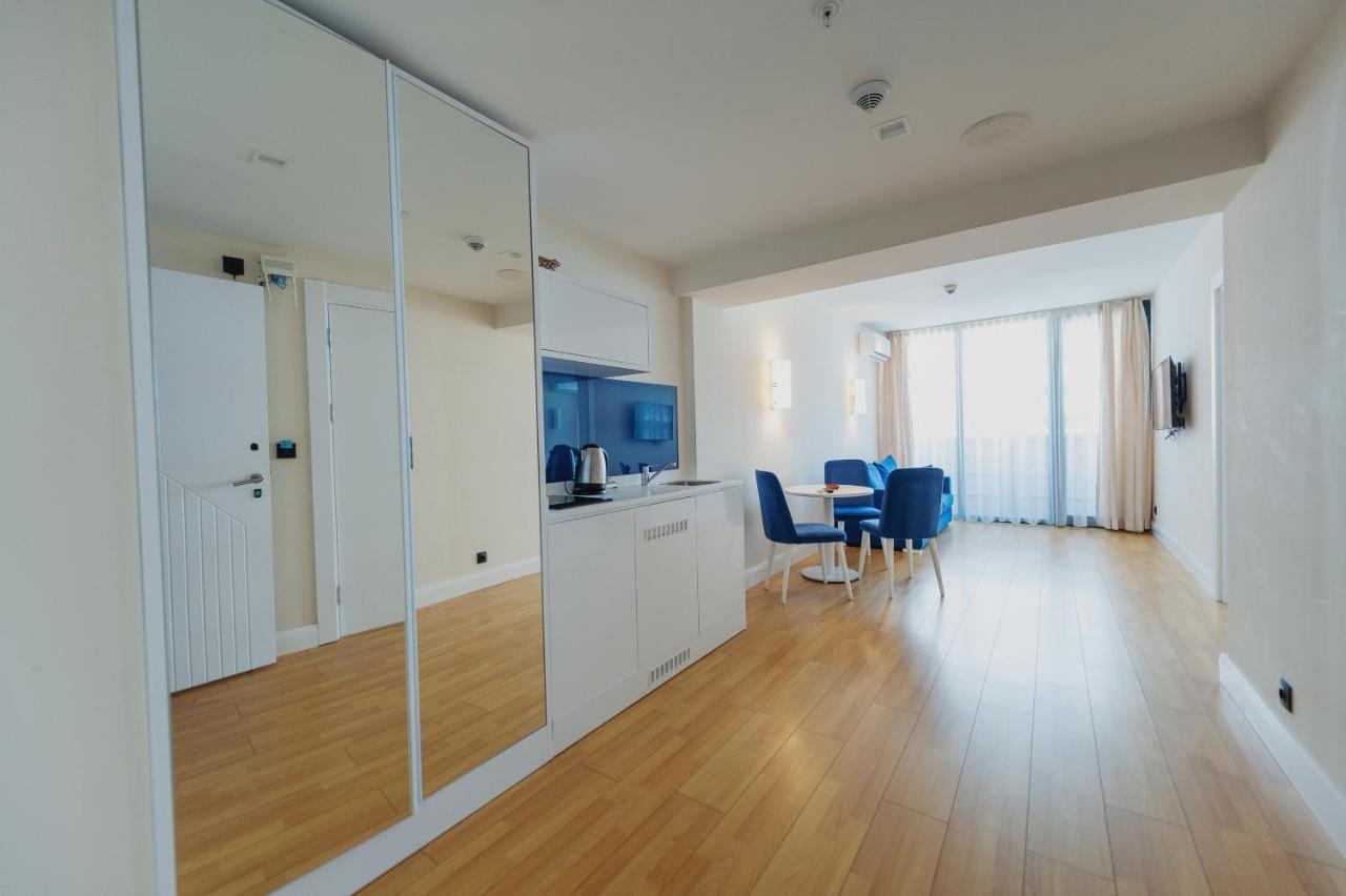 Panorama Aparthotel Orbi City Батуми Екстериор снимка