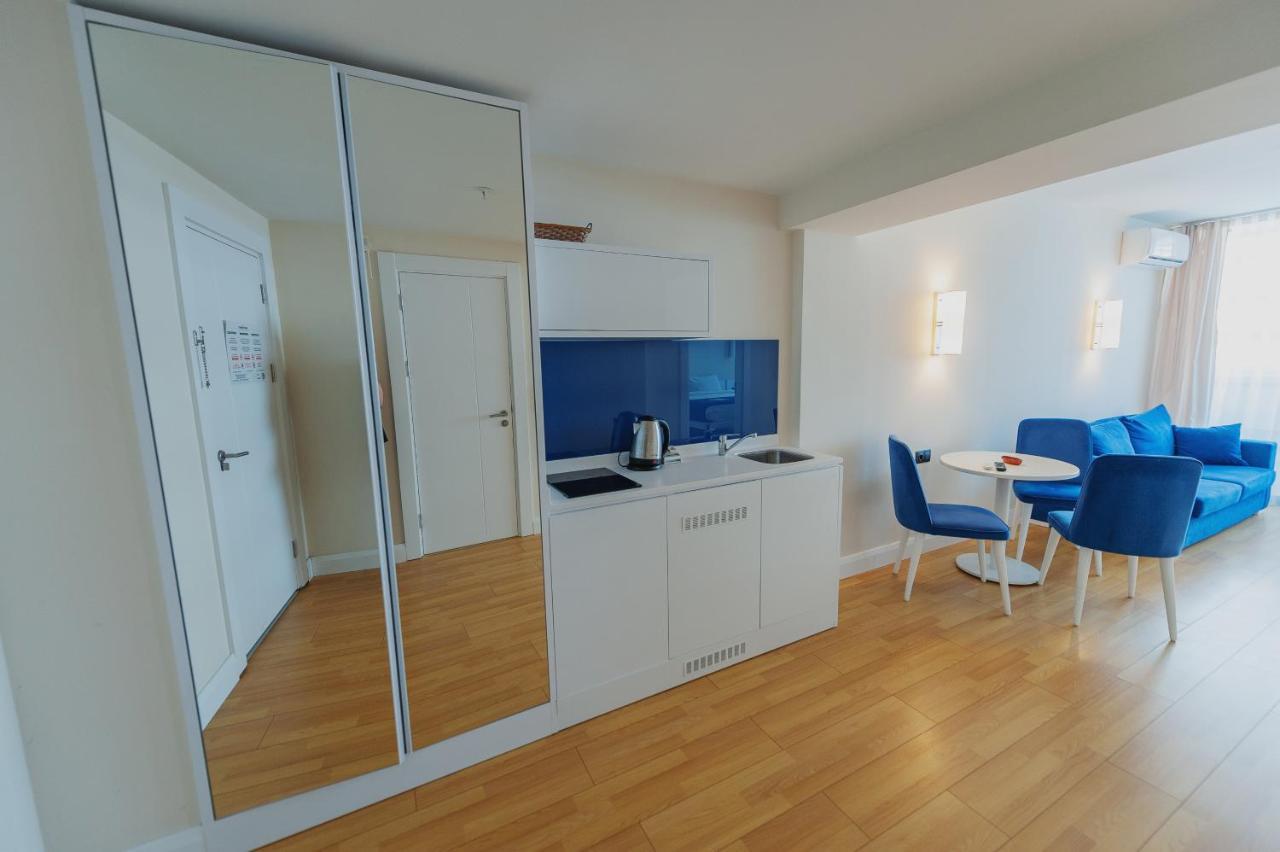 Panorama Aparthotel Orbi City Батуми Екстериор снимка