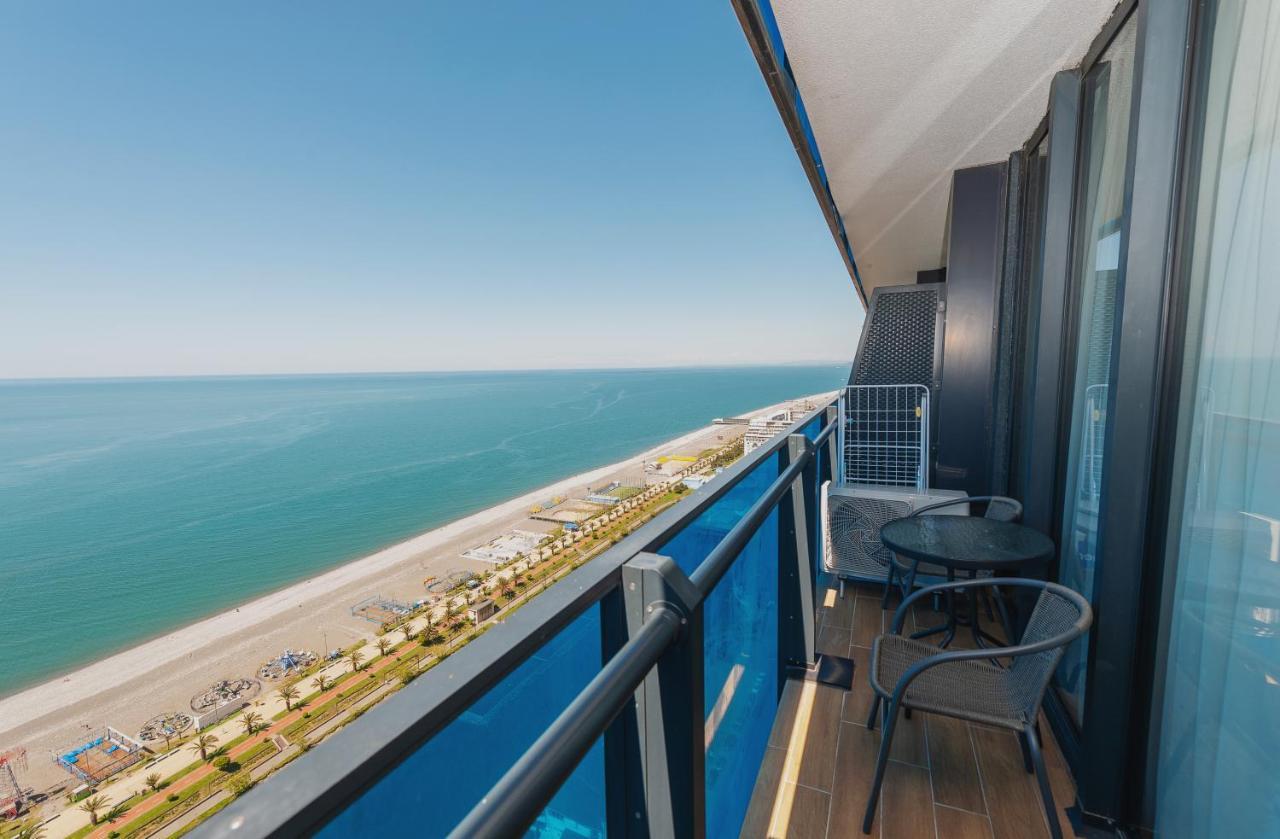 Panorama Aparthotel Orbi City Батуми Екстериор снимка